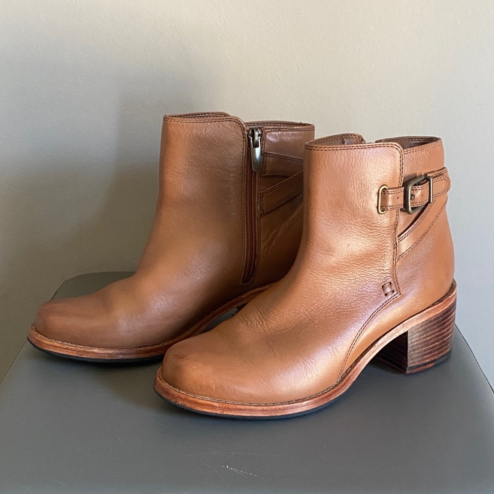 Clarks Tan Leather Ankle Booties